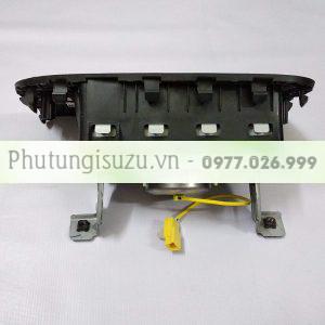 Túi khí phải Isuzu Dmax 1 IMG 20181030 103012