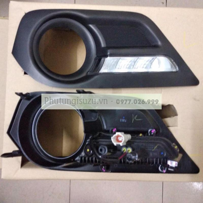Ốp đèn cản trước xe Isuzu Mux 2014-2016 Op den can truoc xe Isuzu Mux 2014 2016