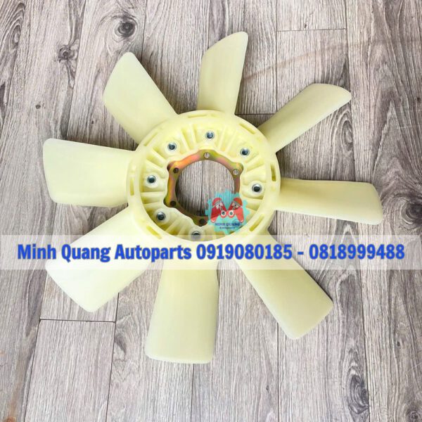 Cánh quạt làm mát Hino 500 FG FL J08C J08E