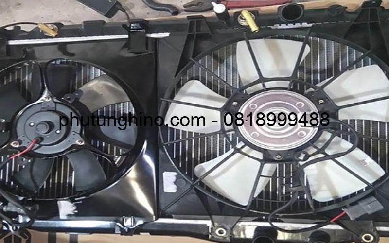 Hệ thống cánh quạt làm mát két nước của xe ô tô 1 Cánh quạt làm mát két nước Hino