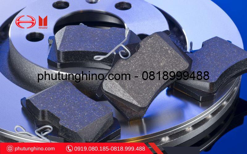 Má phanh Hino 500: An toàn trên mọi nẻo đường 1 Thay Má phanh xe tải Hino 500