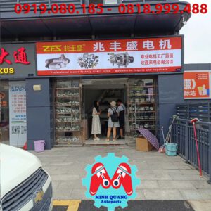 Phụ tùng Minh Quang trong chuyến ghé thăm Trung Quốc