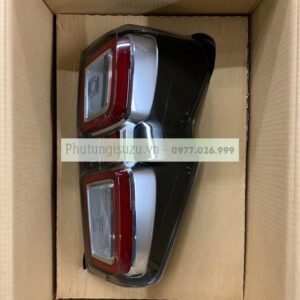 Đèn hậu phụ Dmax