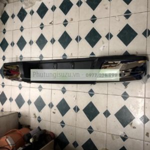 Cản sau xe Isuzu Dmax