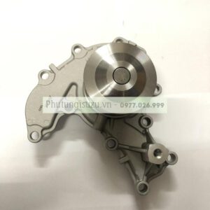 Bơm nước Isuzu Trooper